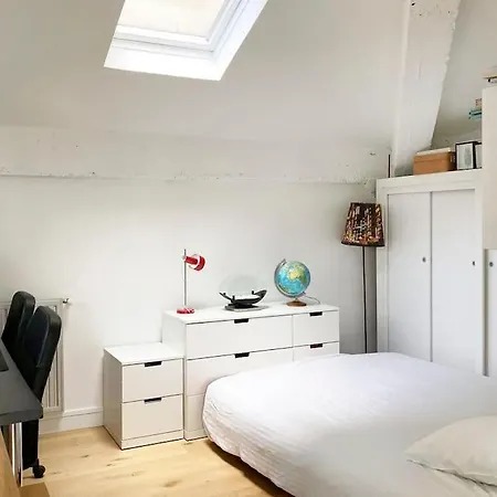 Maison D'architecte 220m2 Climatisee, Tres Calme. Villa Paris